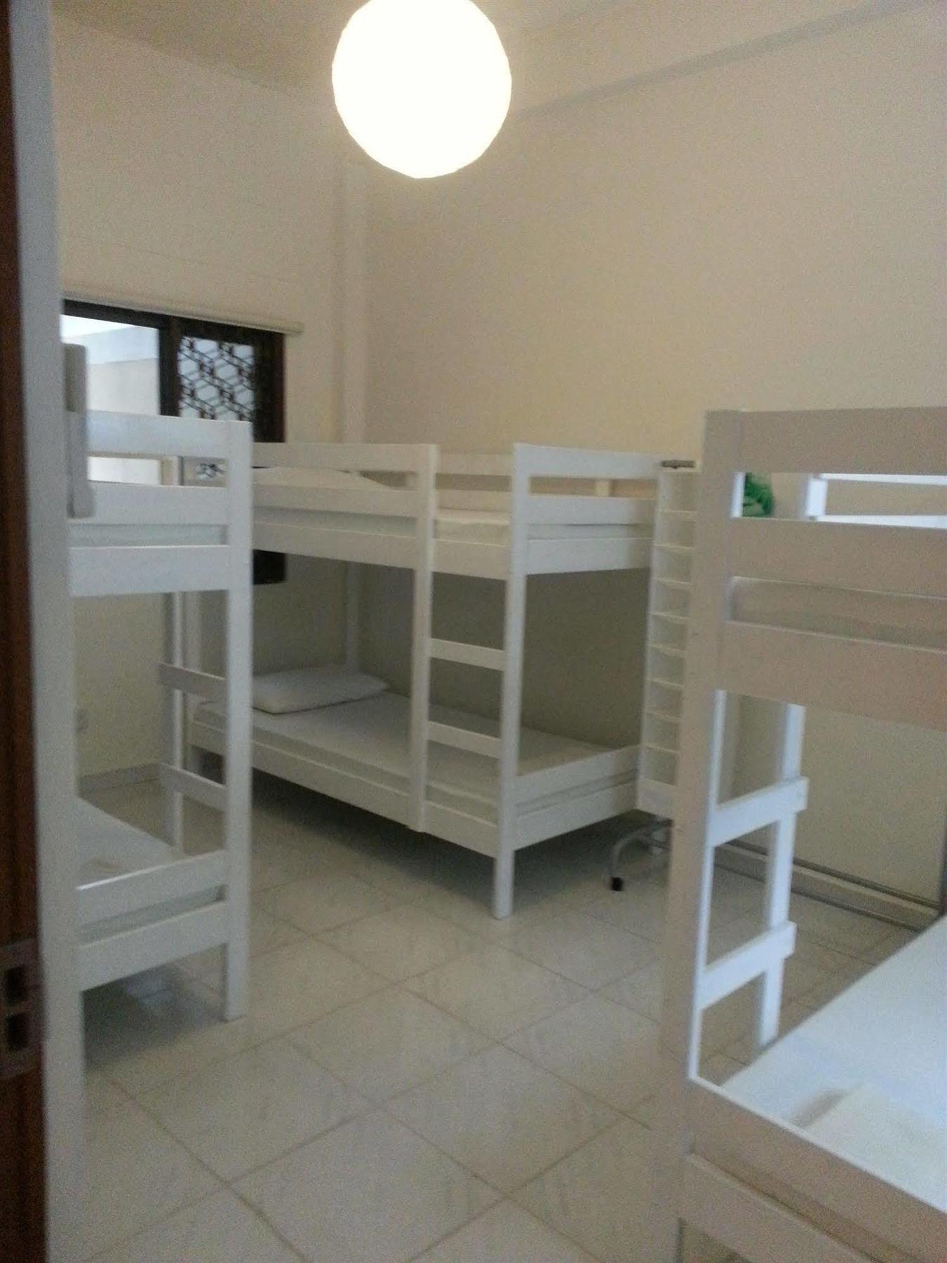 Gusti Bed & Breakfast Singapur Exterior foto